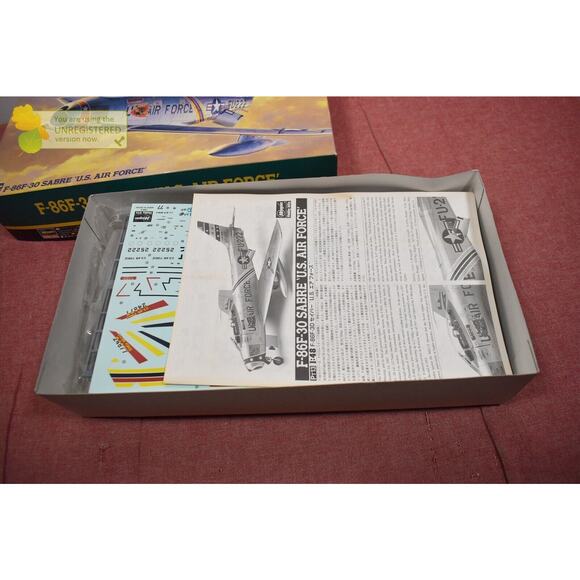 Hasegawa F-86F-30 Sabre U.S. Air Force Model 1/48 (Package Wear) - Picture 2 of 13